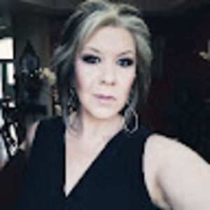 Meet your Posher, Lorena